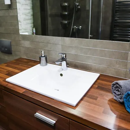 Apartament Apartment *